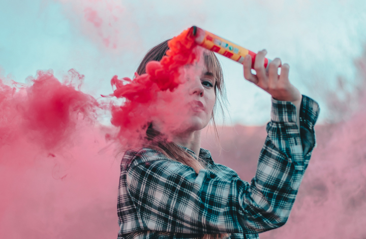 Φωτογραφίζοντας πορτραίτα με καπνογόνα! | Photo Contest Φωτογραφίζοντας πορτραίτα με καπνογόνα! | Photo Contest